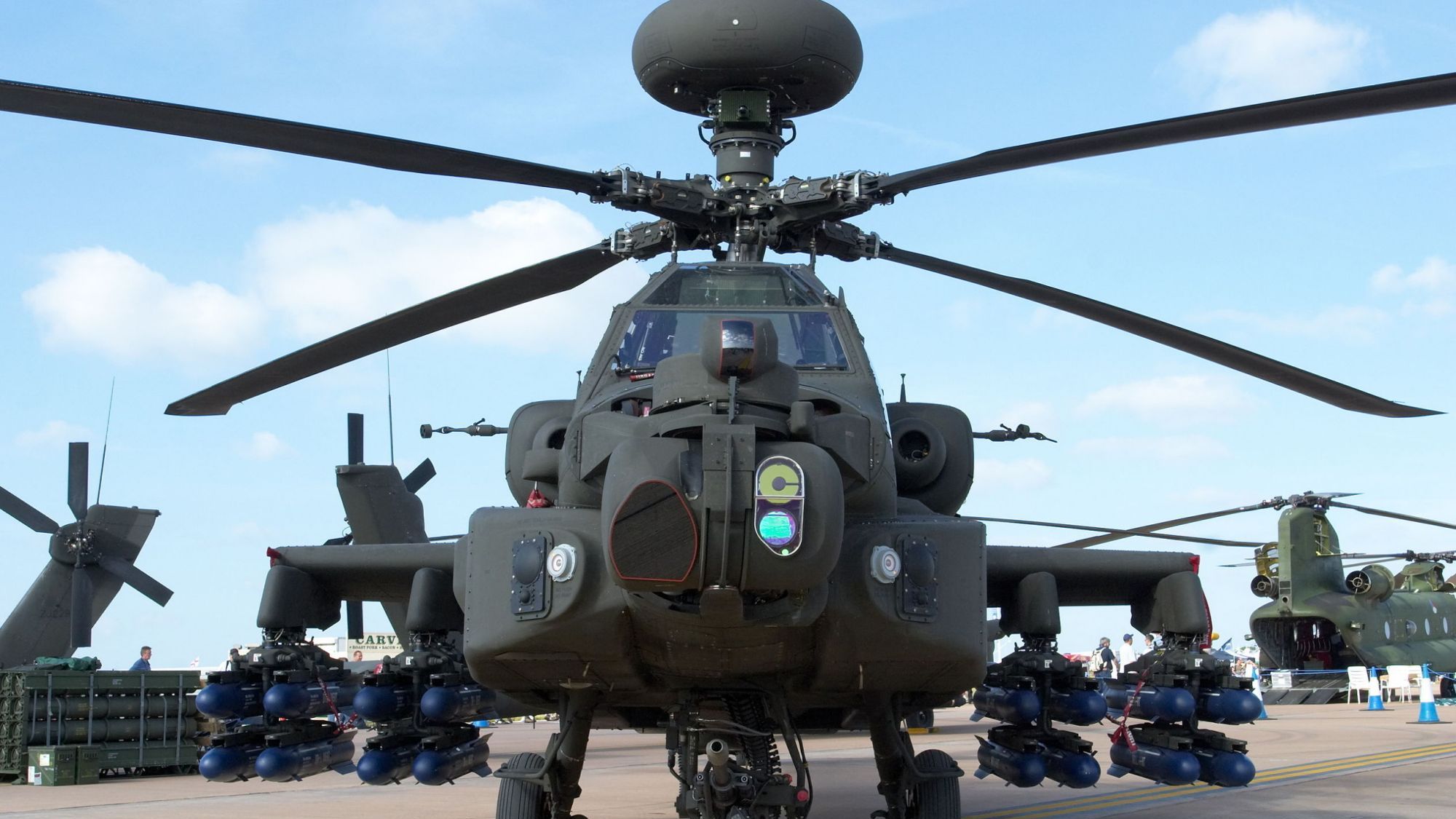 AH-64D高清细节，长弓阿帕奇武装直升机做工精湛，不愧是一代名机_发动机