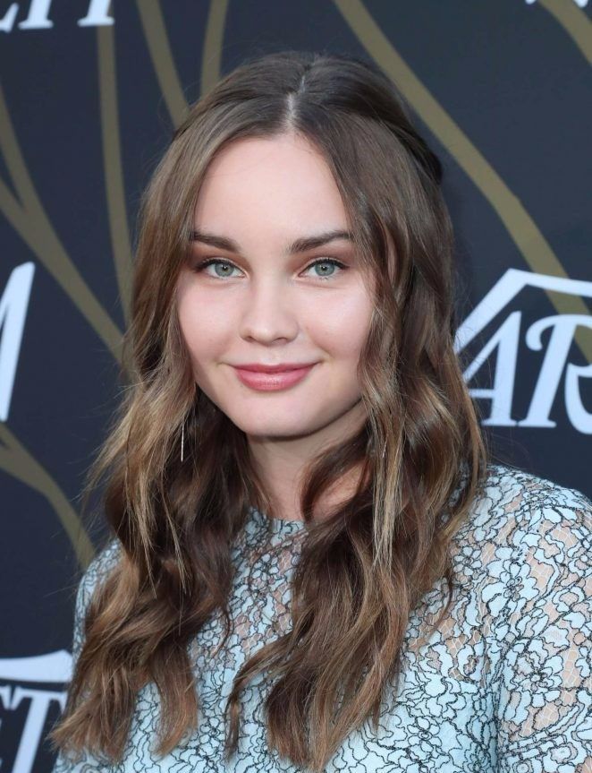 人气女星丽亚娜莱伯拉托出席活动甜蜜笑容尽显气质出众