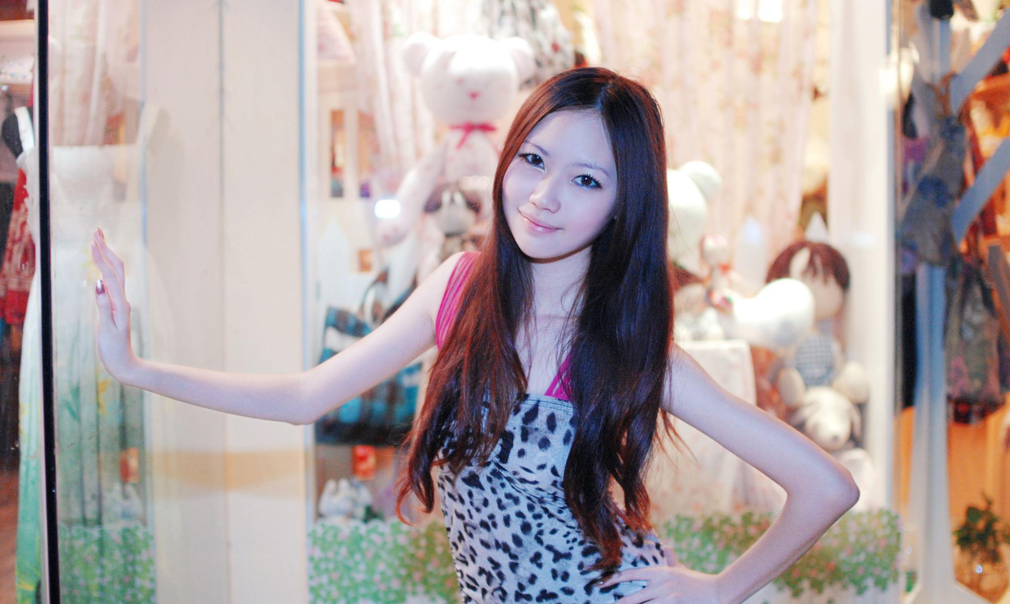 都市丽人夜之美模特夜拍写真