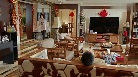 张亮忠一到家就丧着个脸称心里烦不会公司破产了吧