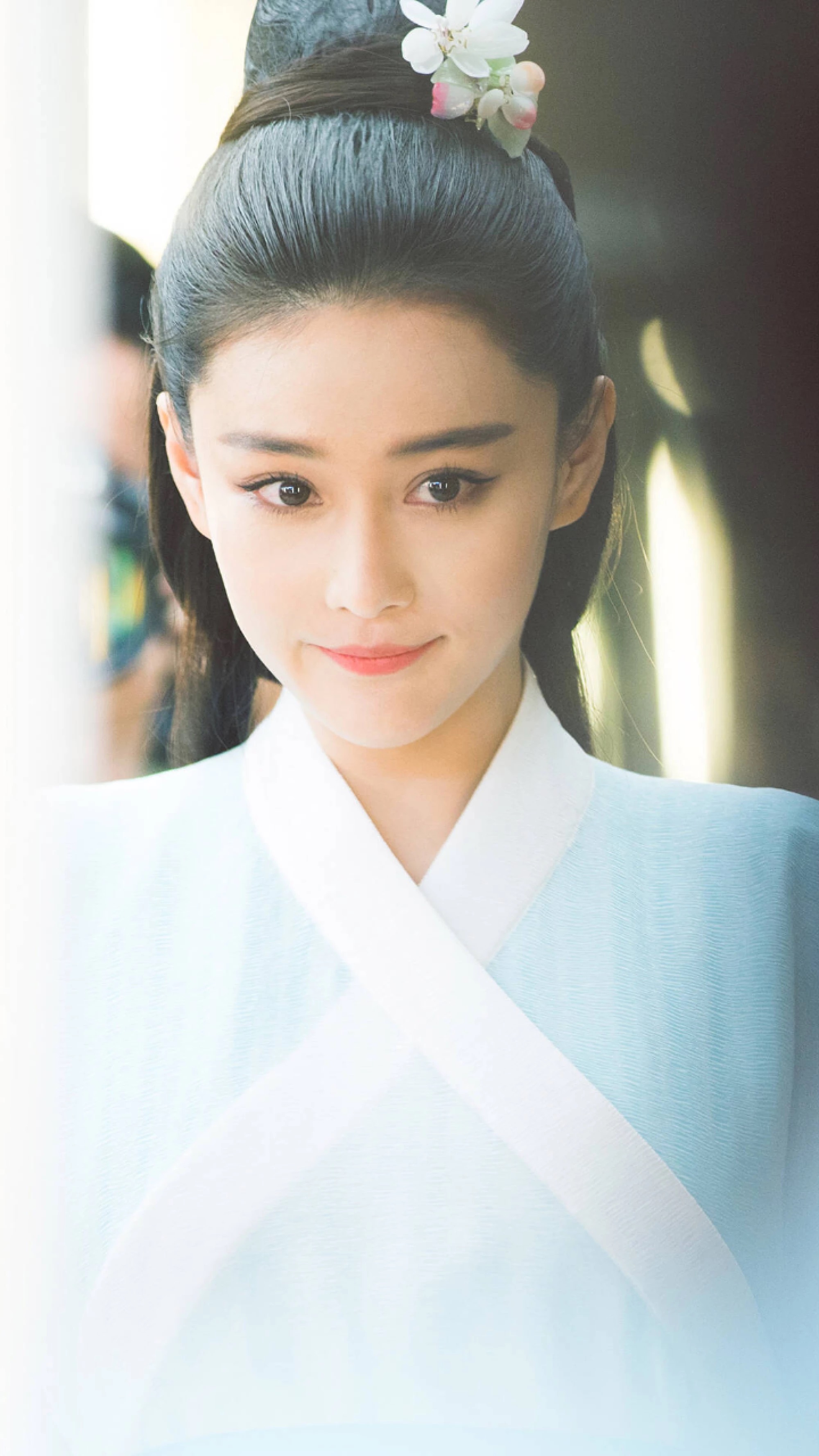 女神张馨予新剧艳丽动人比之前出演的苏妲己都要美