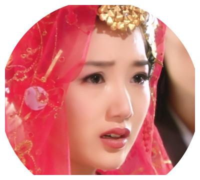 红衣妙彤的流泪新娘,刘涛刘亦菲安以轩,你最心疼谁?