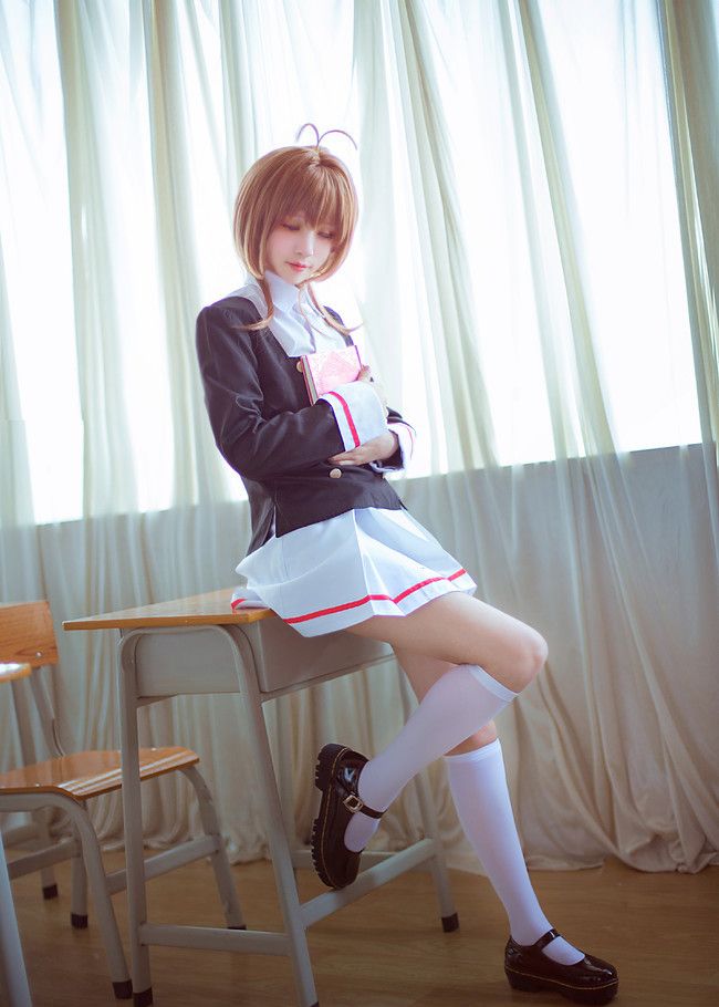 白丝福利萌妹子cos魔法少女小樱网友好可爱