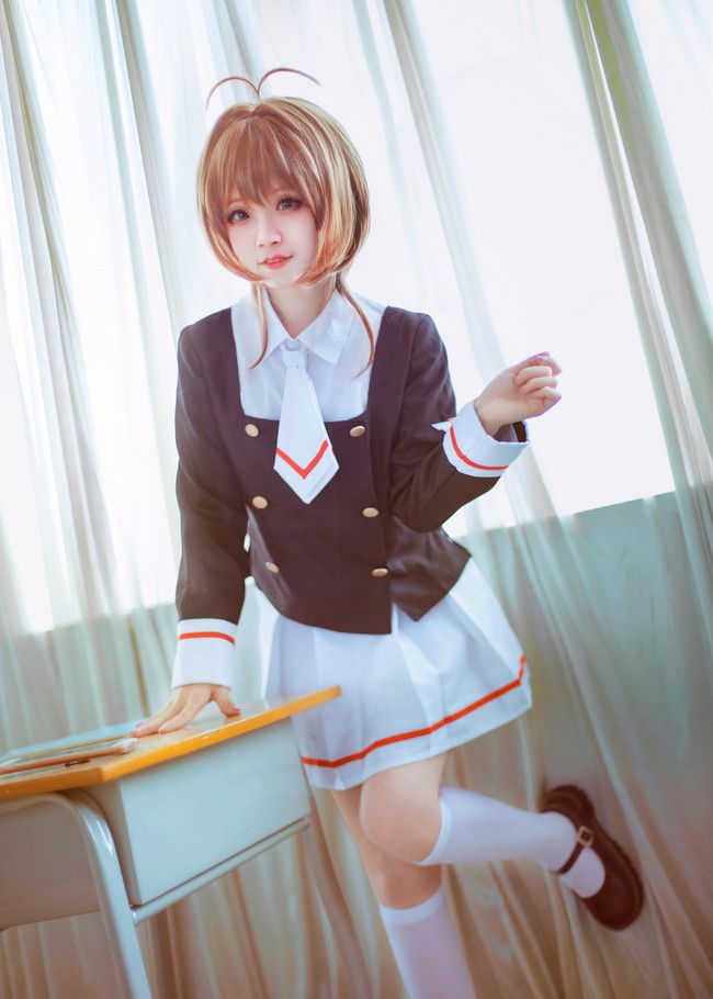 白丝福利萌妹子cos魔法少女小樱网友好可爱