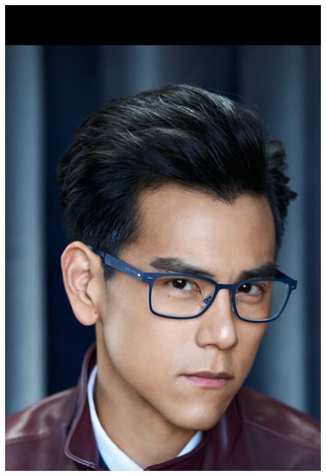 送上一波彭于晏高清时尚照片,皮夹克配墨镜,太帅了!