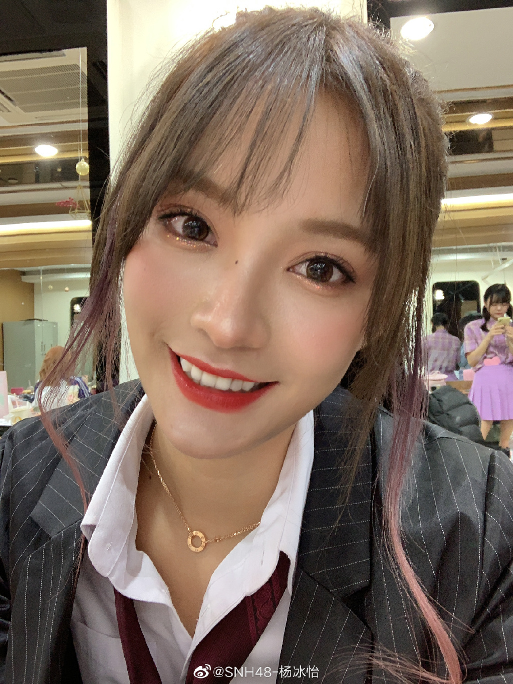 偶像美少女SNH48-杨冰怡迷人写真美照欣赏