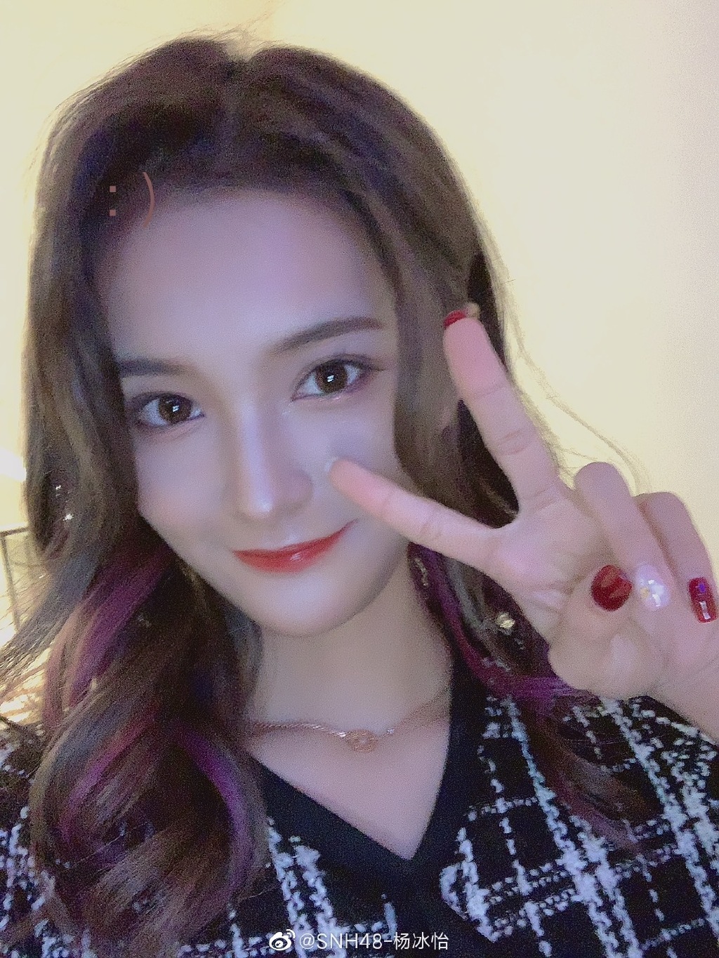 偶像美少女SNH48-杨冰怡迷人写真美照欣赏