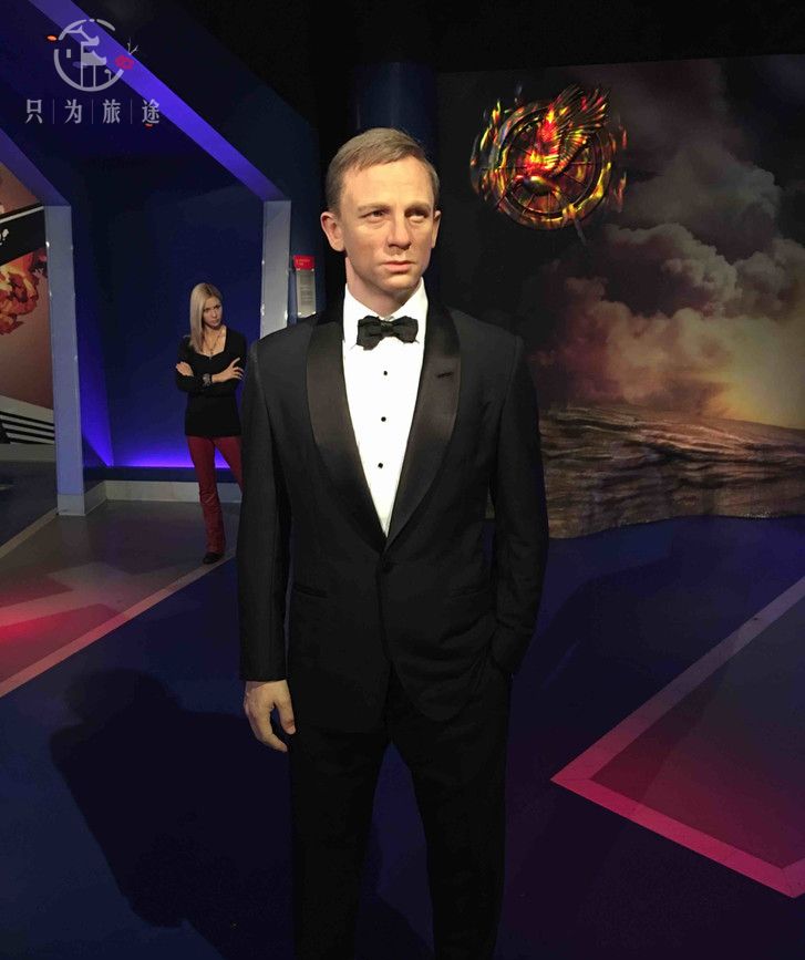 "华人之光",即便是走在美国大街,也有人对着海报大喊,jackie chan!