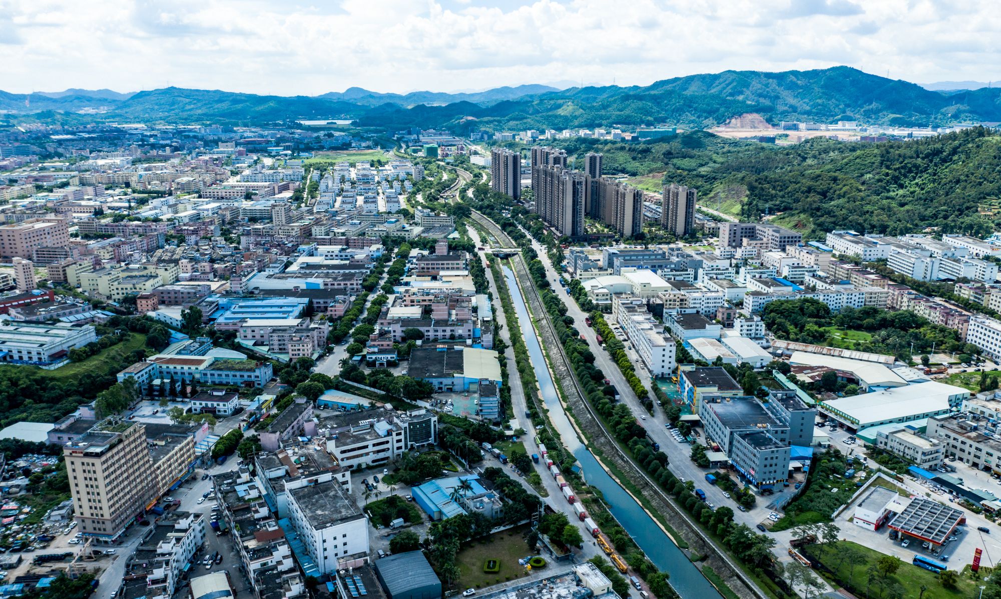 高清航拍:广东东莞清溪镇全景图片,想不到这里的人竟然讲客家话|全景