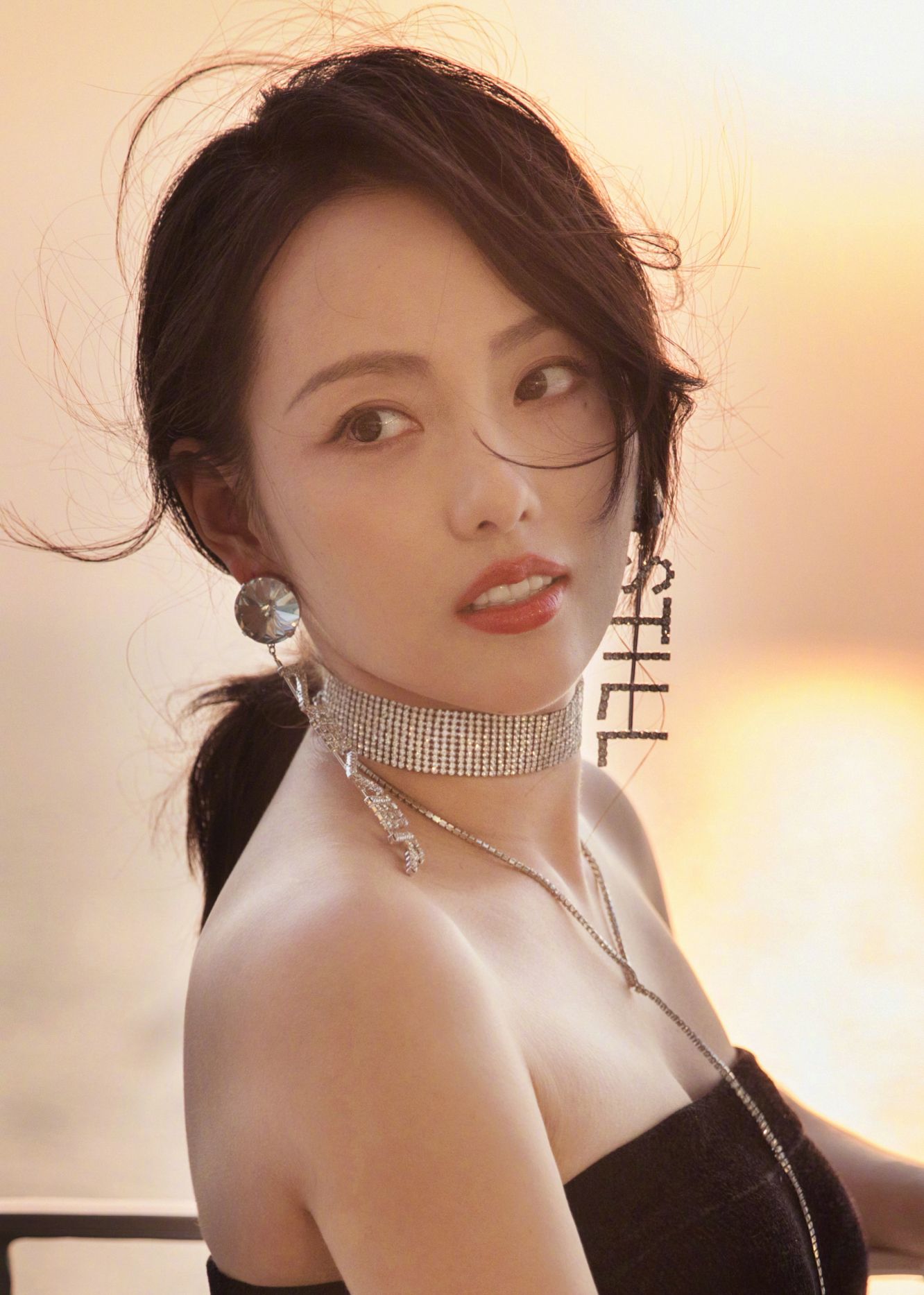 琼瑶说张嘉倪有一双摄人心魄的凤眼,你认为呢