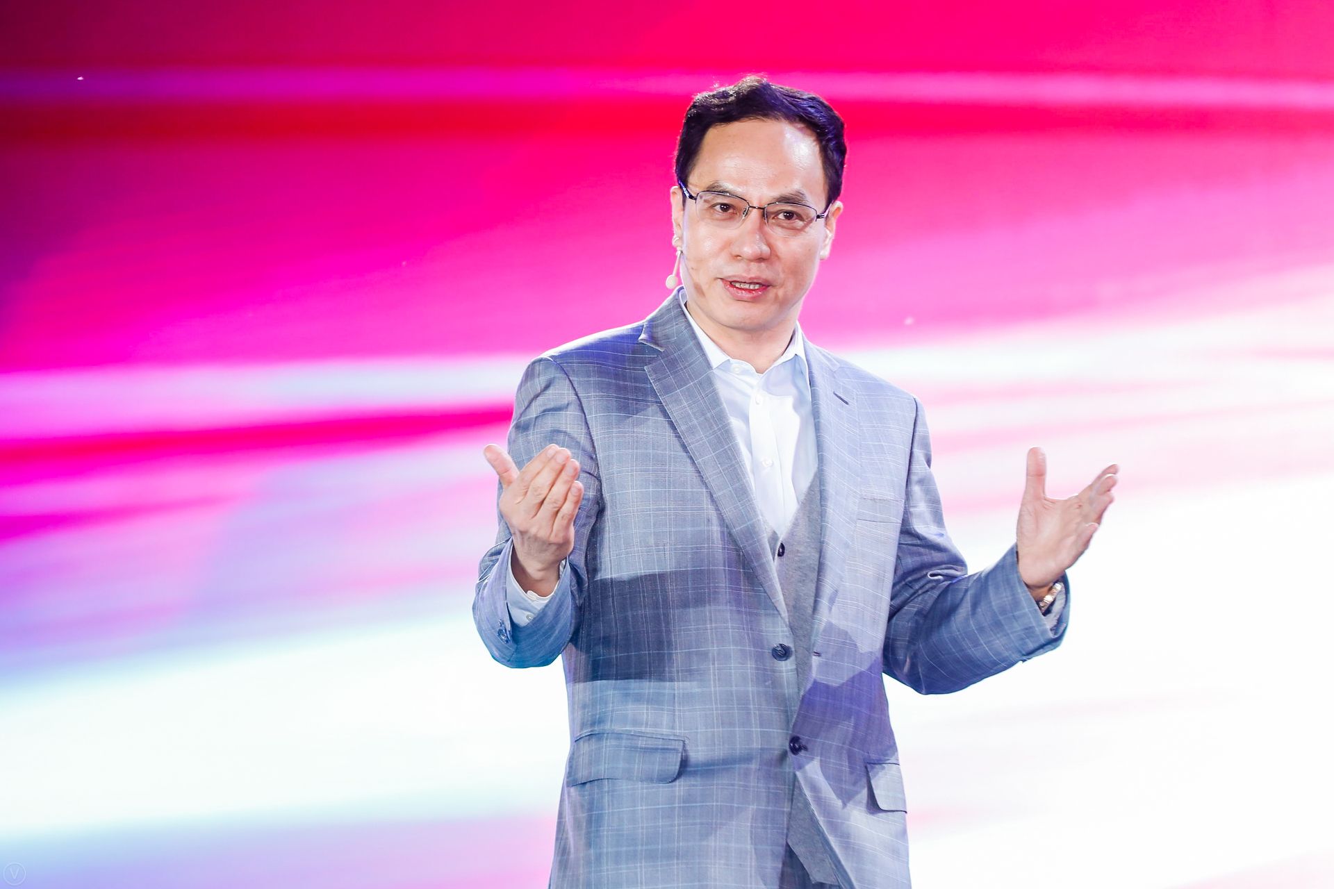 汉能品牌价值再跃升李河君打造中国清洁能源名片