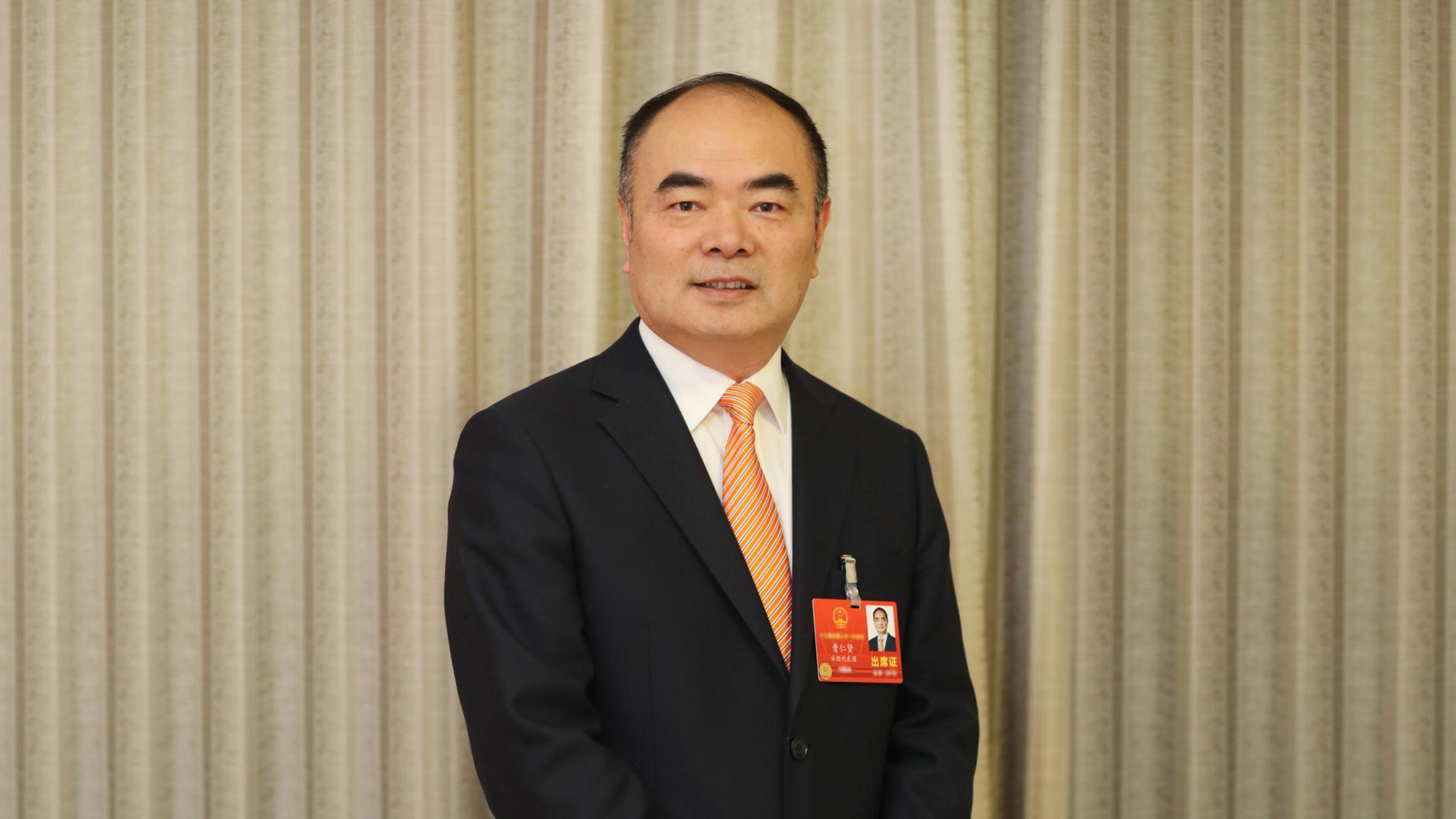 阳光电源曹仁贤建议将可再生能源电价附加再提高1分