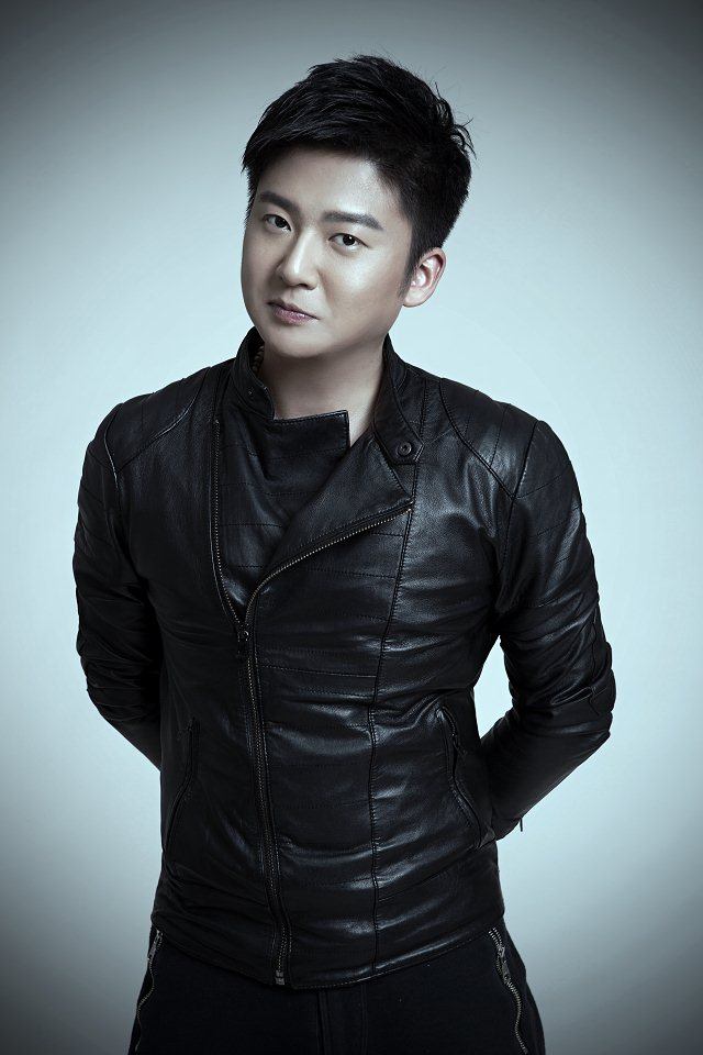 成方旭《猴票》正式登场 暖男变身 痞态十足