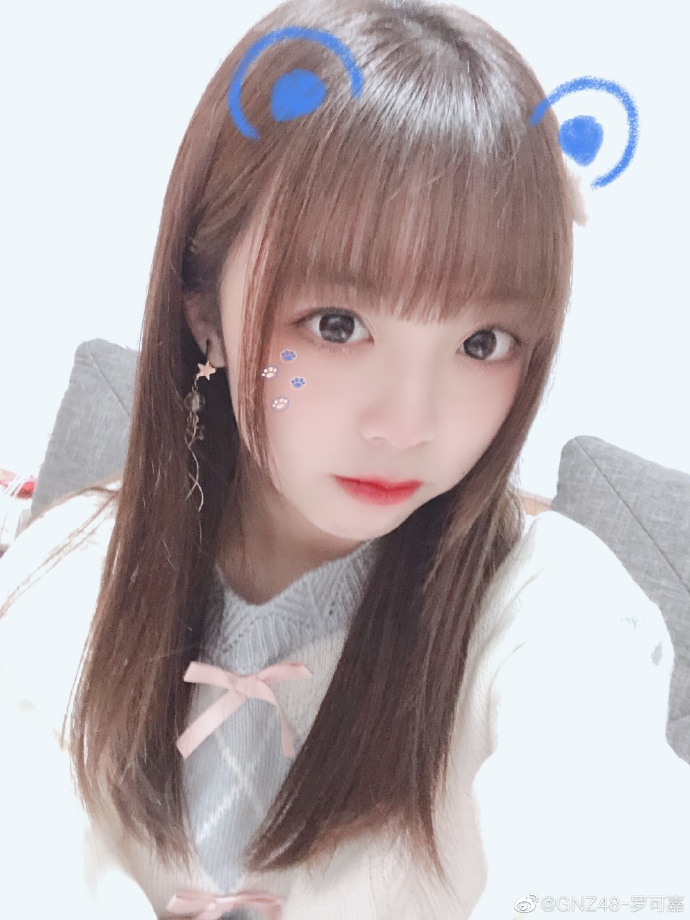 偶像美少女gnz48-罗可嘉迷人写真美照_高清图集_新浪网