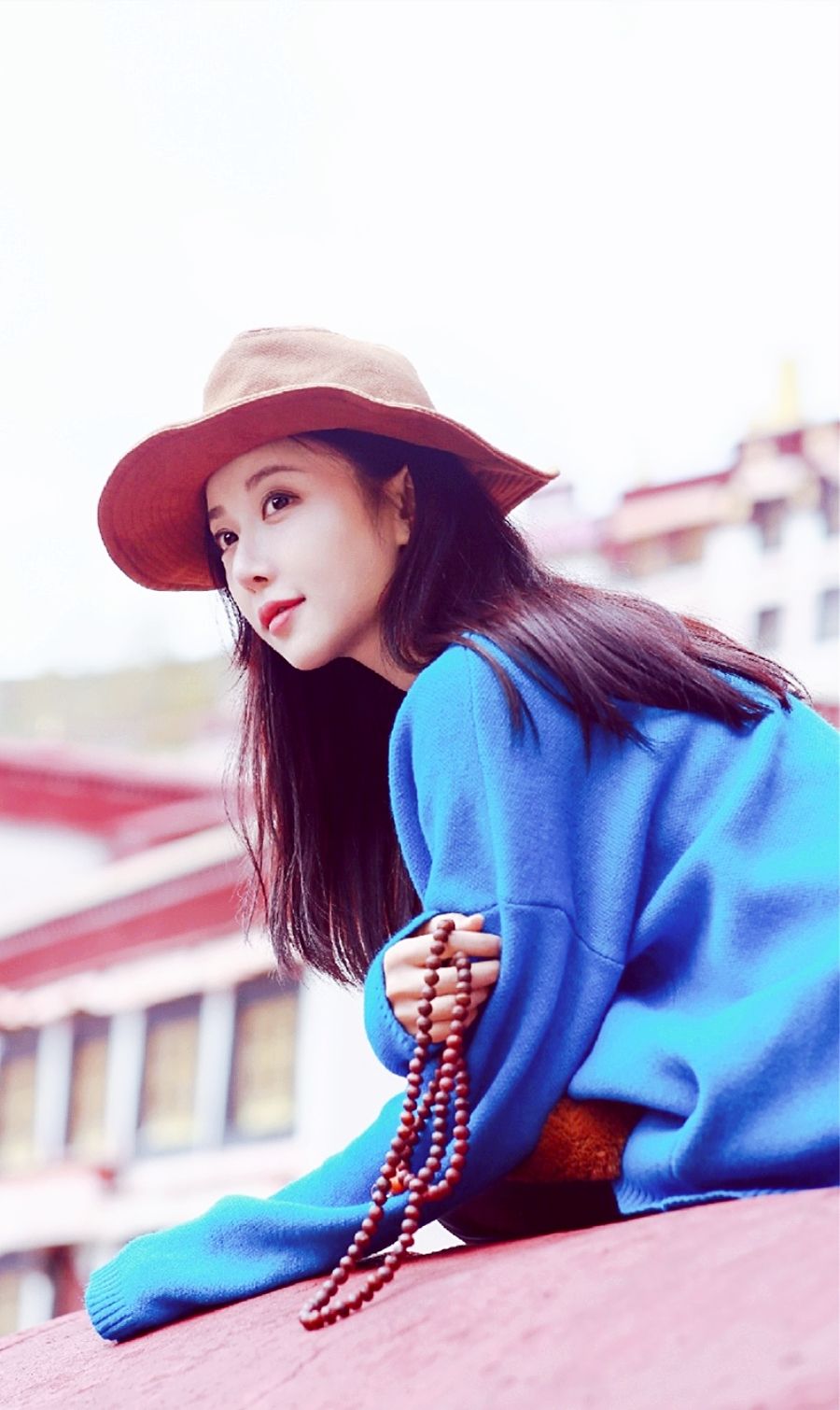 气质美女潘时七:漂亮的鹅蛋脸,皮肤白嫩,身材超棒,颜值特别高