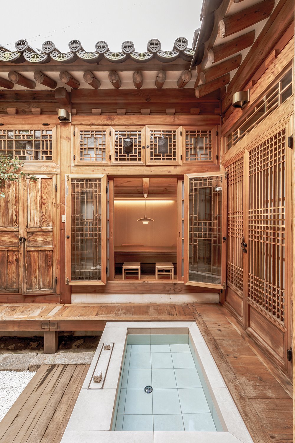 装修公司案例|传统韩屋的空间重塑,让书籍成为人们休息的好地方