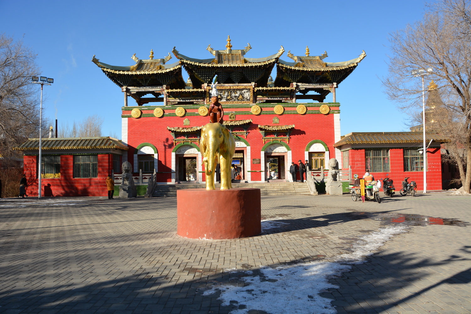 通辽市西拉木伦公园大乐林寺正门,原创摄影