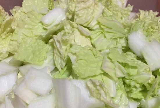 木耳炒白菜 美食达人推荐的美食 这道菜适合各类人群 木耳炒白菜 美食达人推荐的美食 这道菜适合各类人群