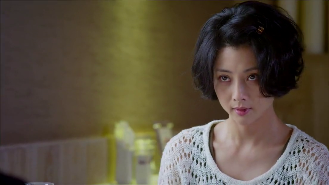 无贼:乔安娜和安宝一起吃饭,安宝的话让乔安娜很开心