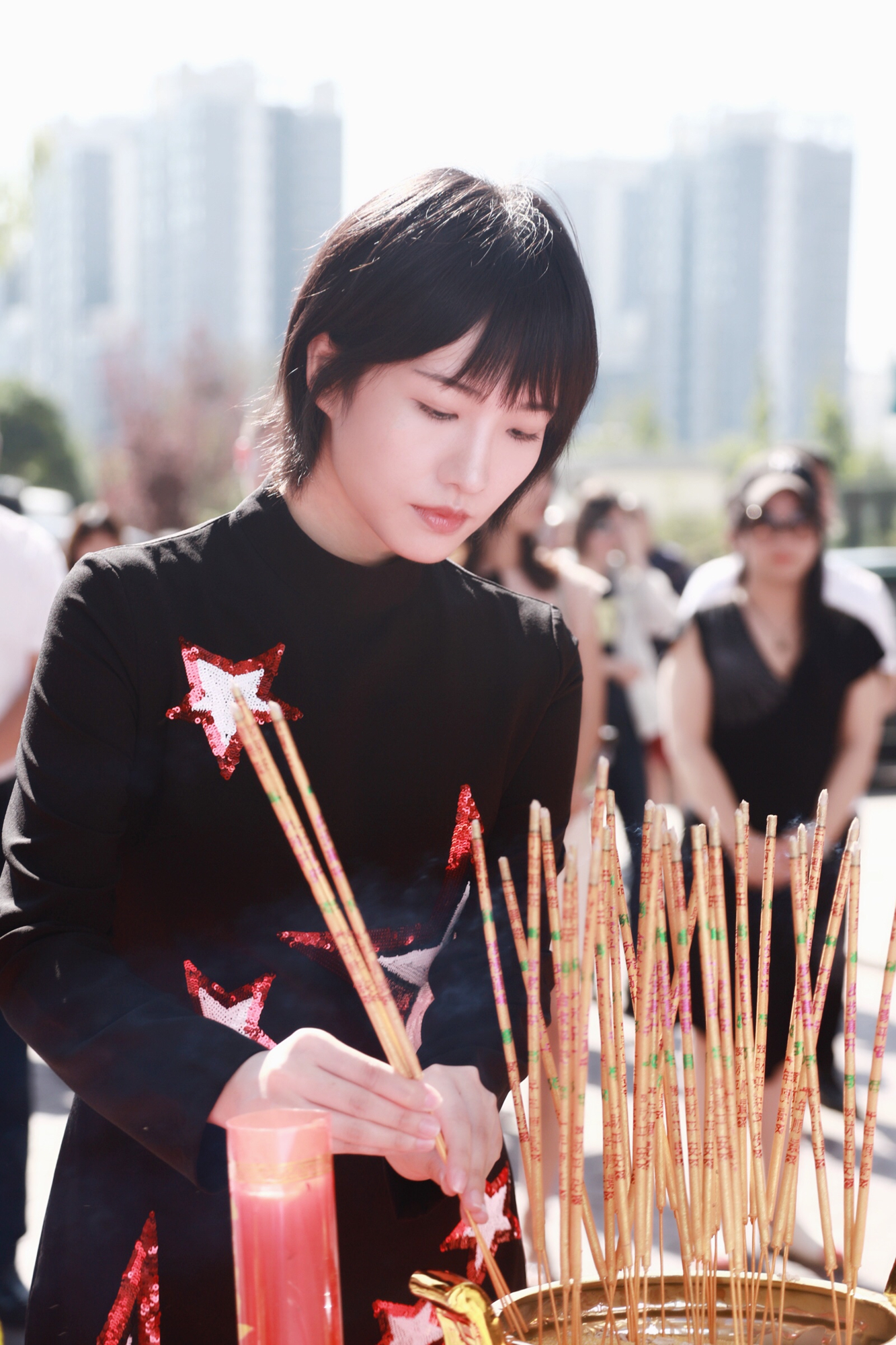 网剧《超时空恋人》唐山开机 莫龙丹写真曝光清爽开启幻梦空间__财经