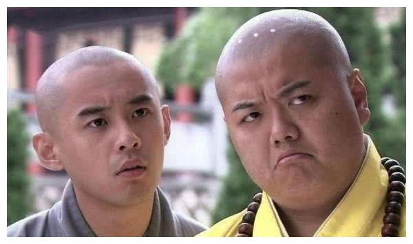 出演活佛济公的"可爱鼻祖"必清,35岁留长发,男神范十足