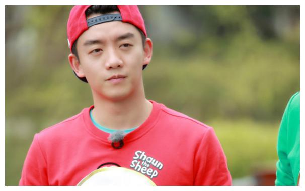 《跑男》成员英语水平排名,杨颖垫底,鹿晗第三