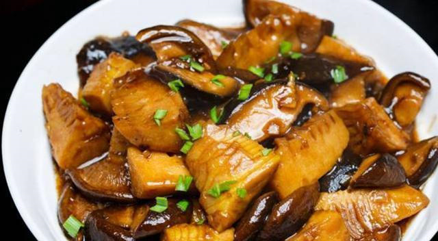 烧二冬,香肠蒸蛋,燕麦香蕉的做法