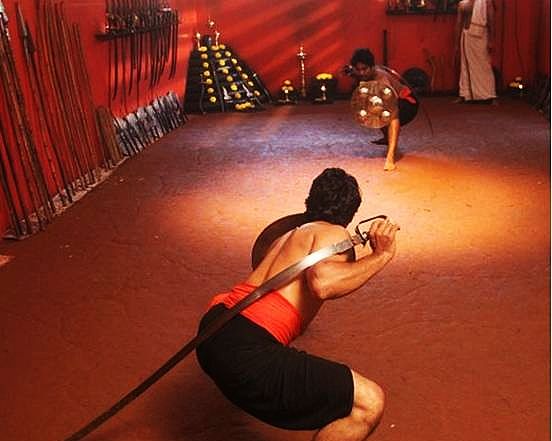 曾经一度横行于战场之上的至柔至刚两大利剑|软剑|印度|战场_新浪新闻