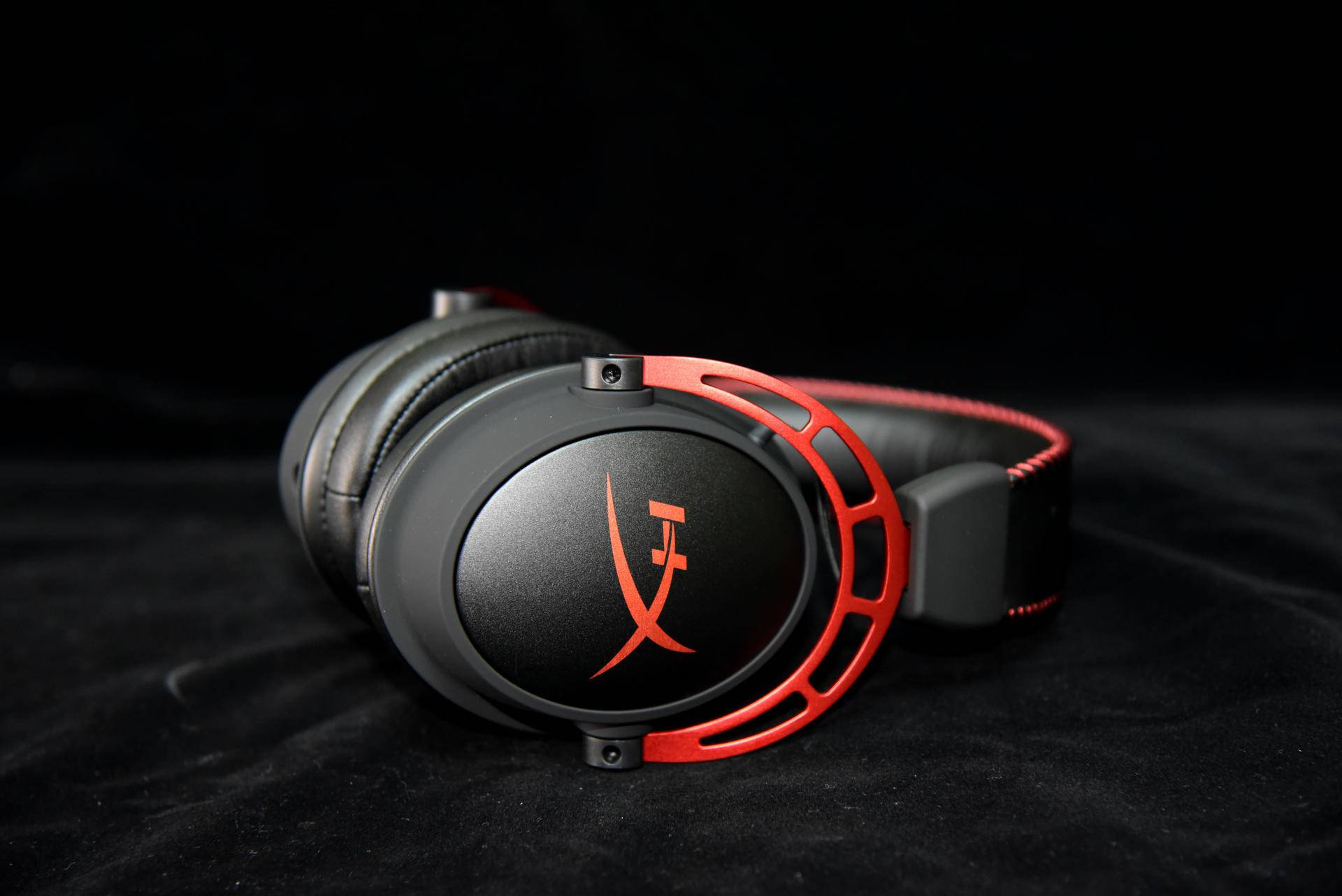 听声辨位吃鸡不难,金士顿hyperx cloud alpha耳机简评