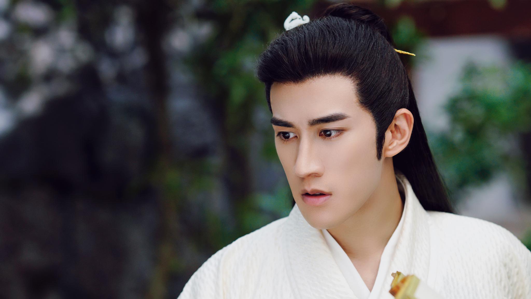 另外,由李治廷主演的青春励志题材电视剧《藤科动物也凶猛》已于近日