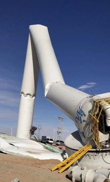 甘肃武威一风机维修时倒塌 致4人身亡2人受伤