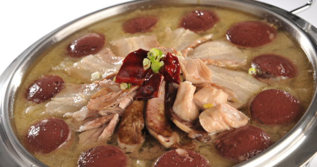 最爱的杀猪烩菜,简单快捷的家常做法,吃出妈妈的味道