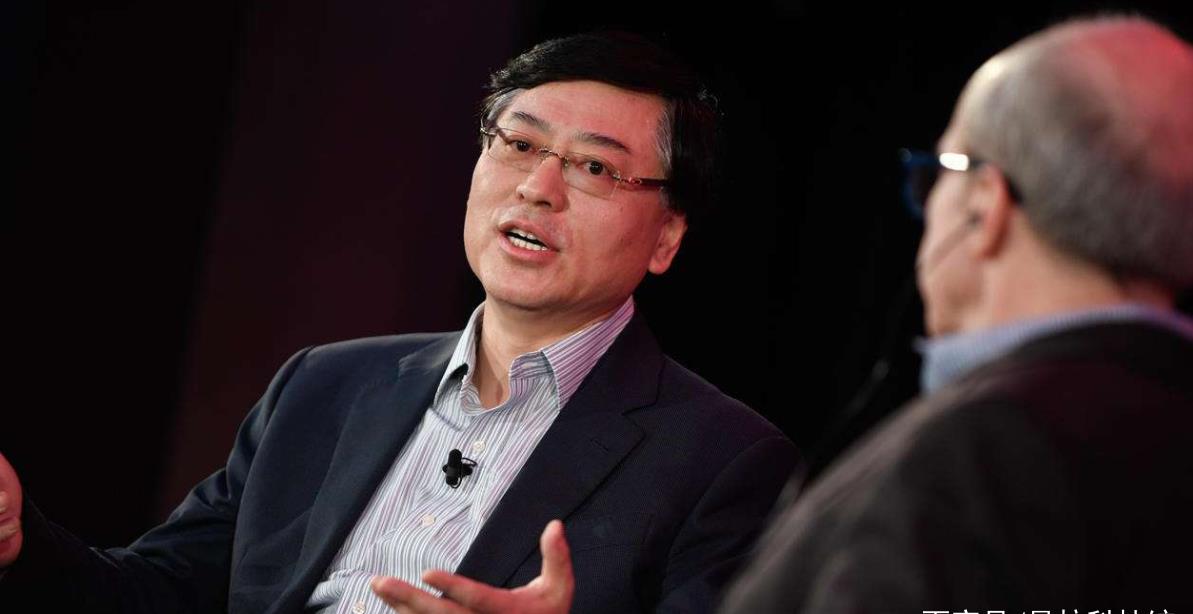 抛弃华为之后,杨庆元又开始大放厥词,网友:哪里来的自信