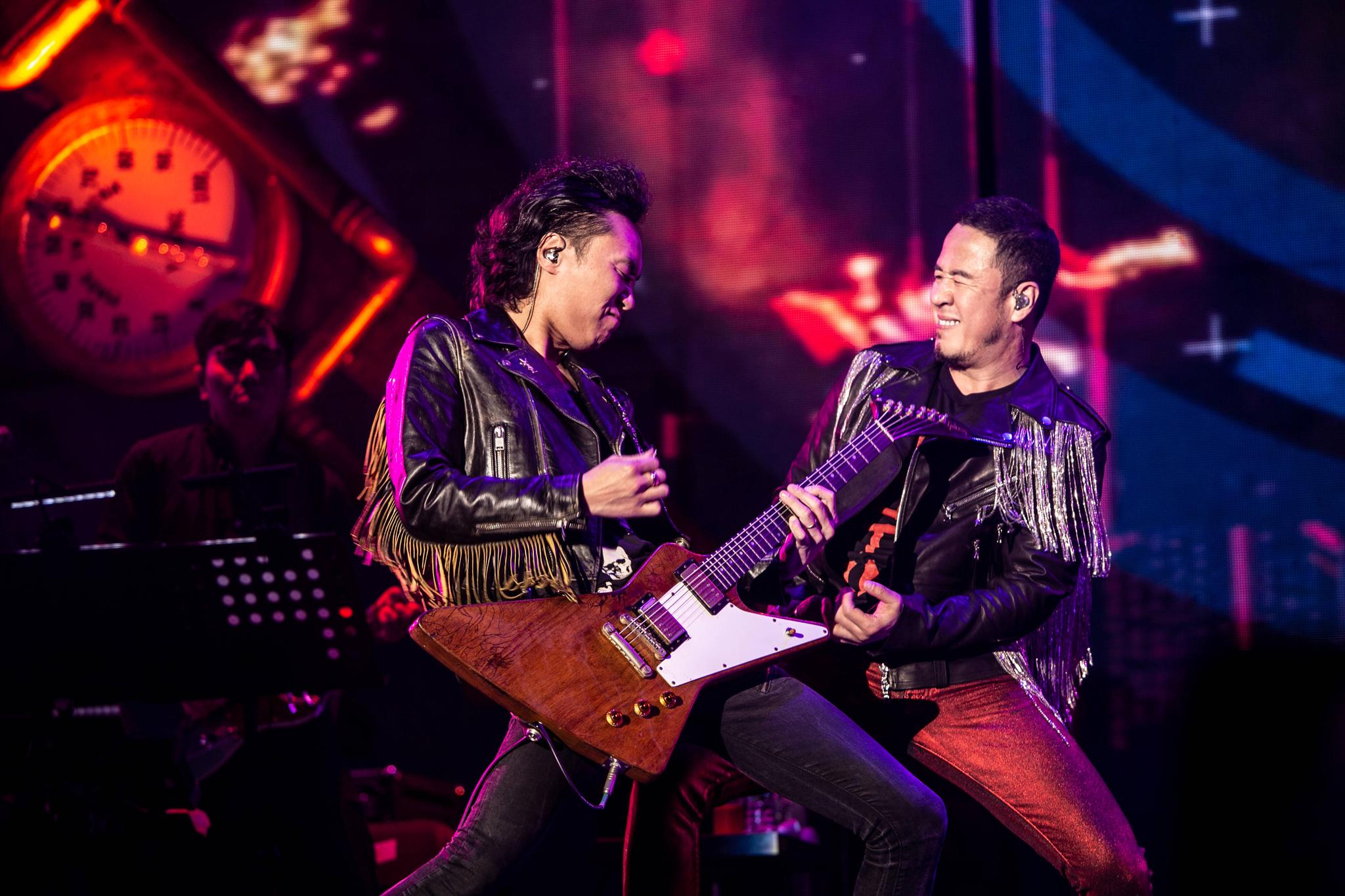 杨坤"forever yang"巡演南京开唱 《答案》全场大合唱|杨坤|演唱会