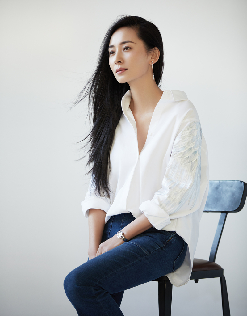 徐筠强势加盟开年大戏 智慧城市正式《启航》