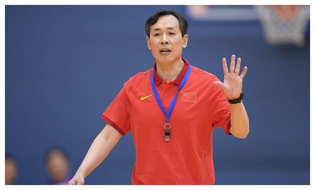 中国女篮全队年薪不及周琦3个月,正积极备战奥运会|孙桐林|cba|中国