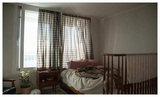 76平2手房翻新不大改,换掉全屋家具,过上1人1猫岁月静好的生活