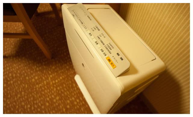 日本酒店有多“奇葩”？10平房间3平米洗手间，塞得满满当当