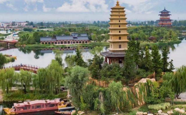 正文  渼陂湖,依涝河而蓄,司马相如的《上林赋》,郦道元的《水经注》