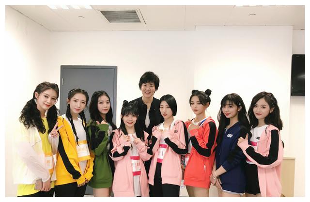 张紫宁,杨超越同框,腿比超越瘦2圈,减肥靠3个字,杨芸晴也在用