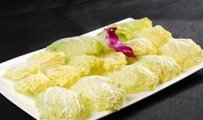 多数人吃火锅必点的5种素菜,金针菇上榜,最后一个最受欢迎