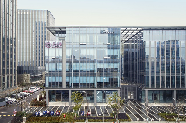 神首集团董事长兼总裁张飞先生人物简介