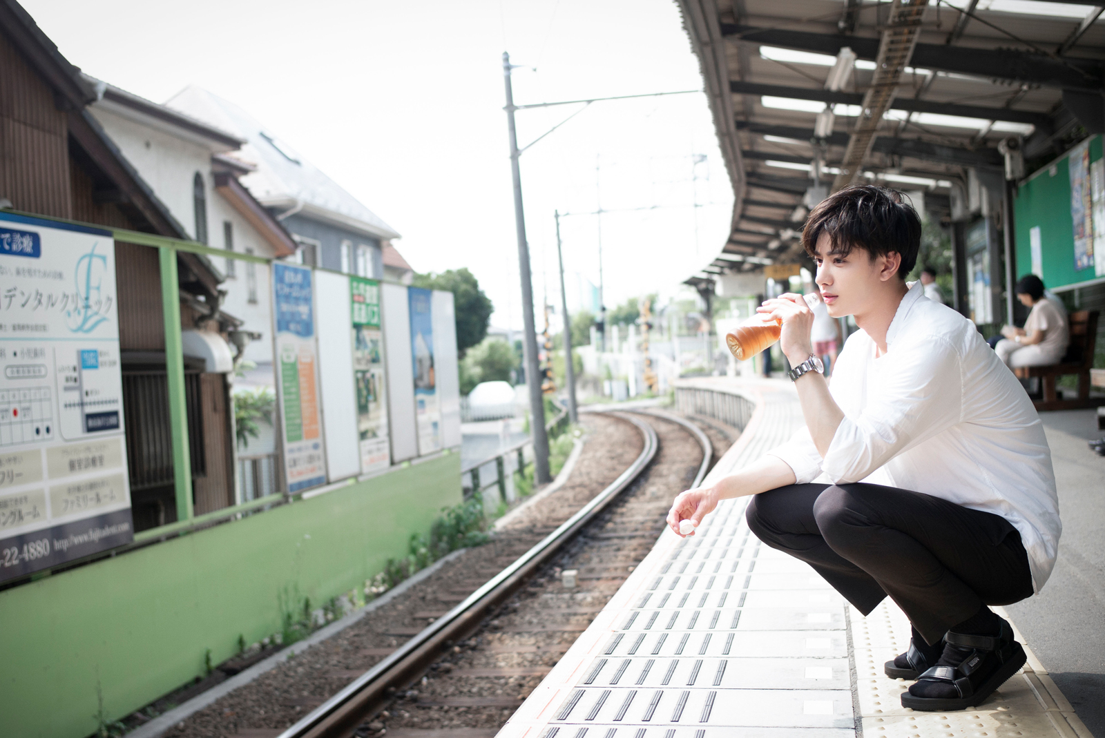 王佑硕《大宋少年志》热播 日系写真眉目清秀