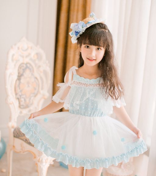 有一种裙子叫裴佳欣的裙子,明明美若公主,你却无法驾驭!