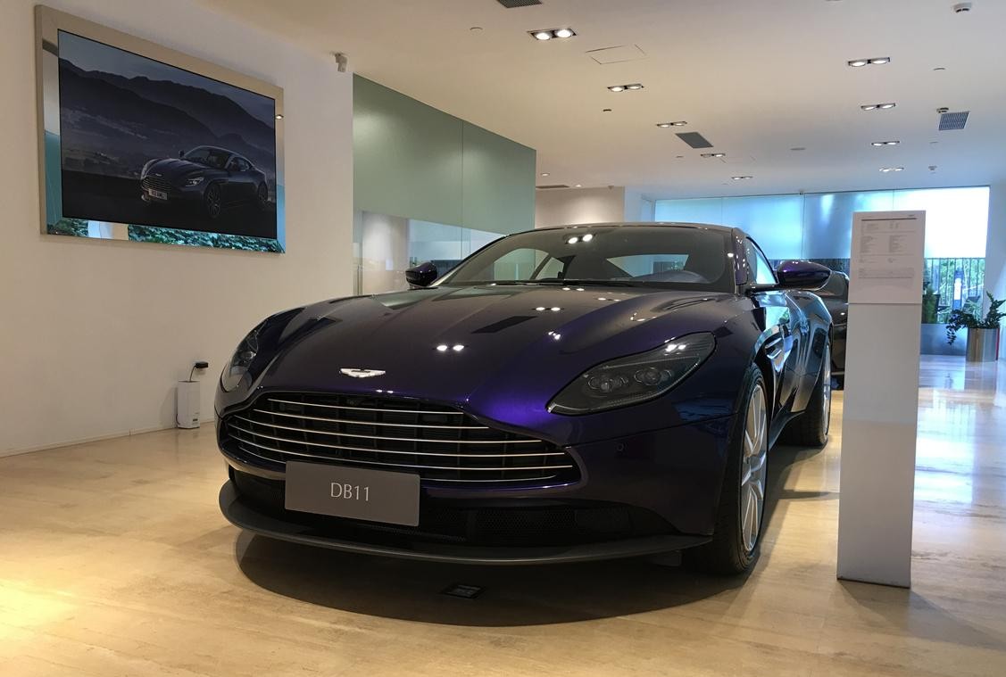 2019款阿斯顿马丁db11这是一款适合长途旅行的豪华gt跑车