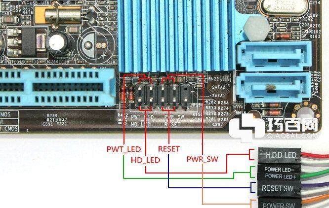 卸开露出主板先,然后拔掉跳线,掏出钥匙,捅上去,哔~开机成功