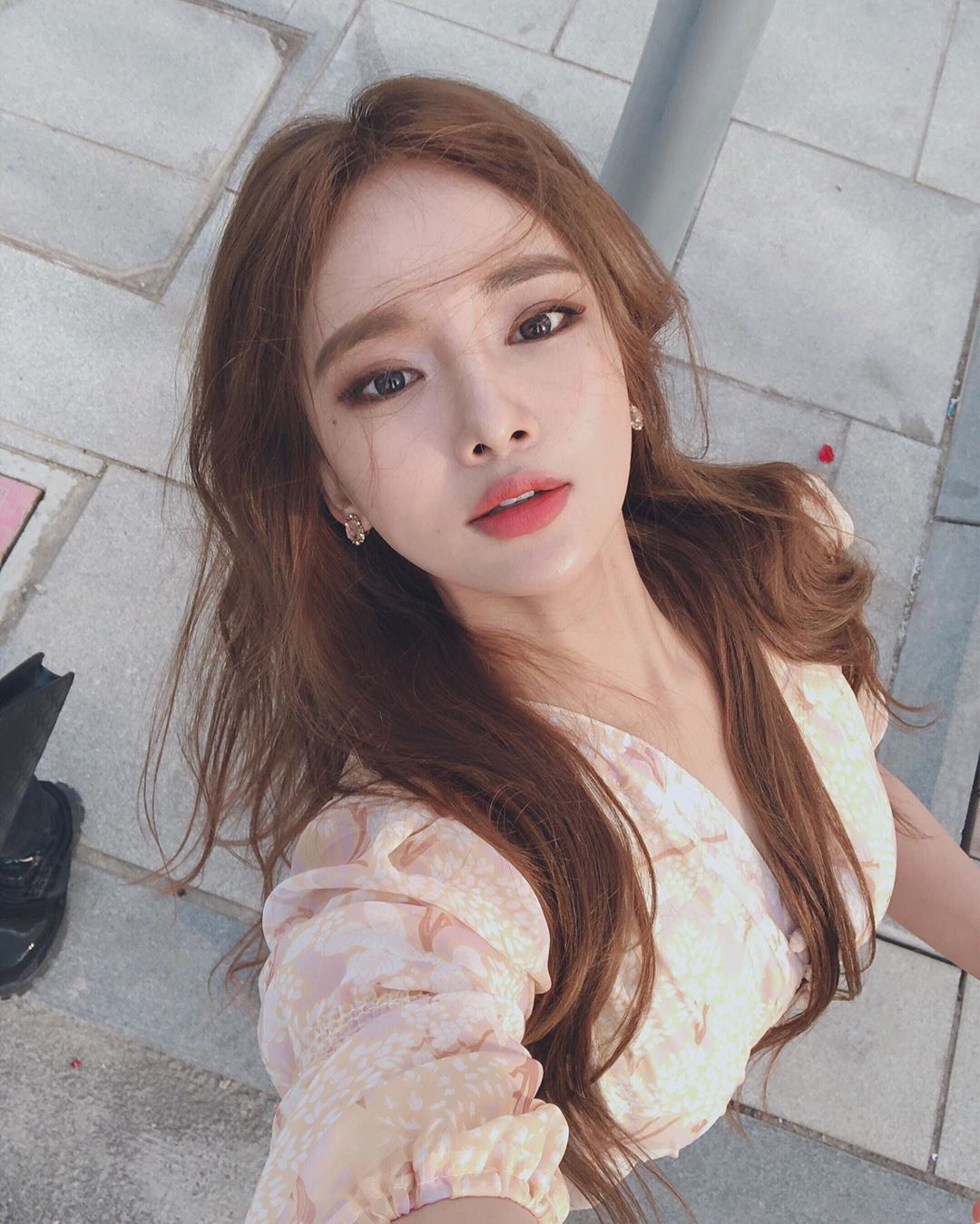 初恋的感觉!韩国小姐姐颜值满分身材爆表