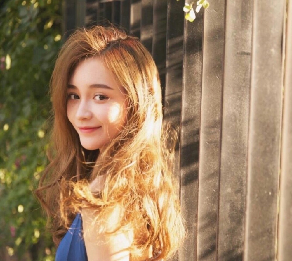 可资源相差却是特别大,祝绪丹现在作品基本上都是女主角.