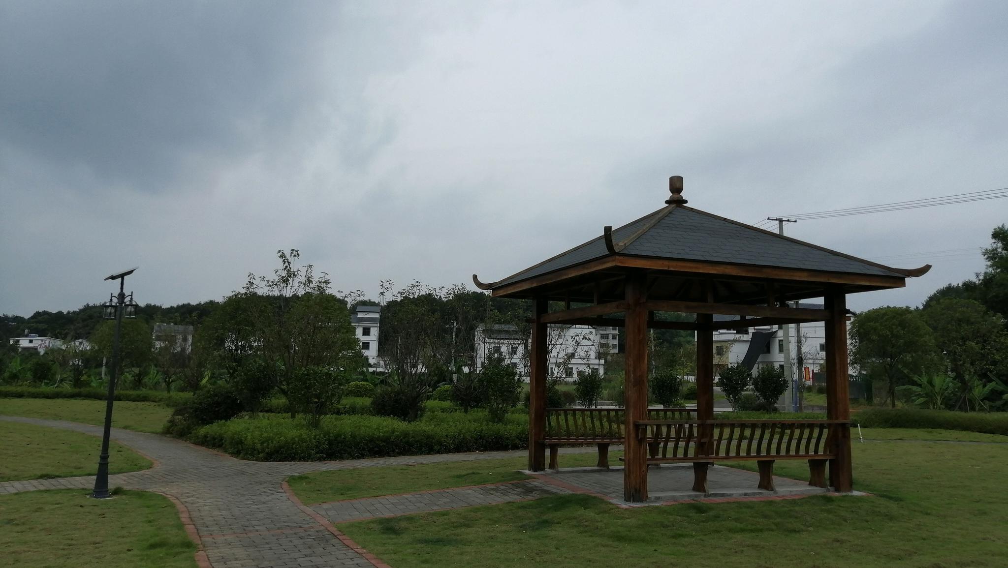 相约在寻乌县南桥镇的凉亭下 相约在寻乌县南桥镇的凉亭下