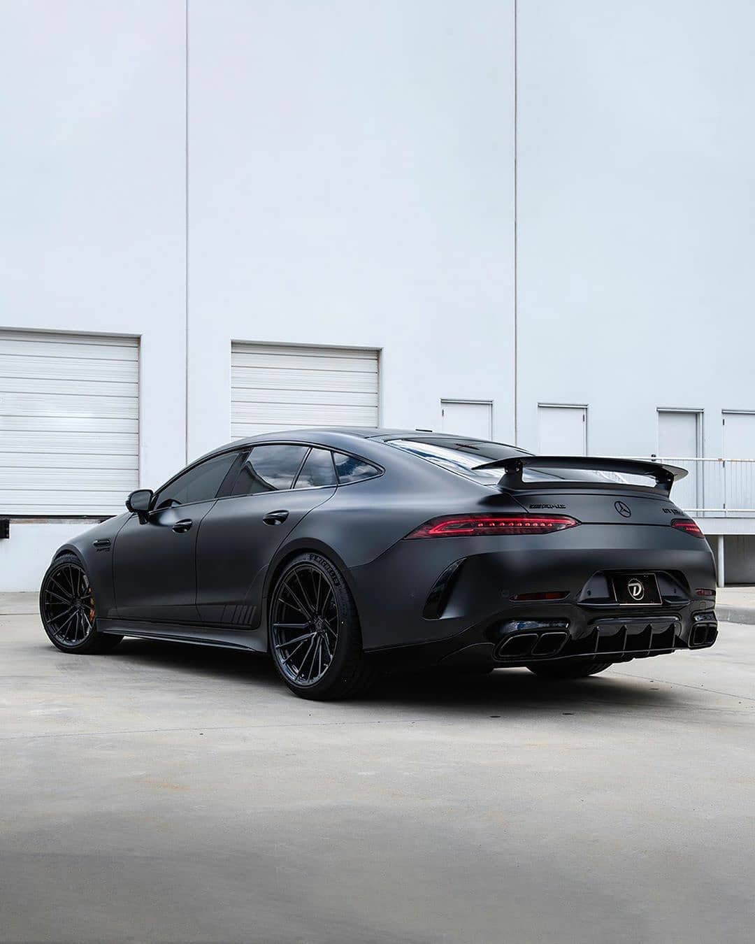 哑光黑甚是好看!奔驰amg gt63!